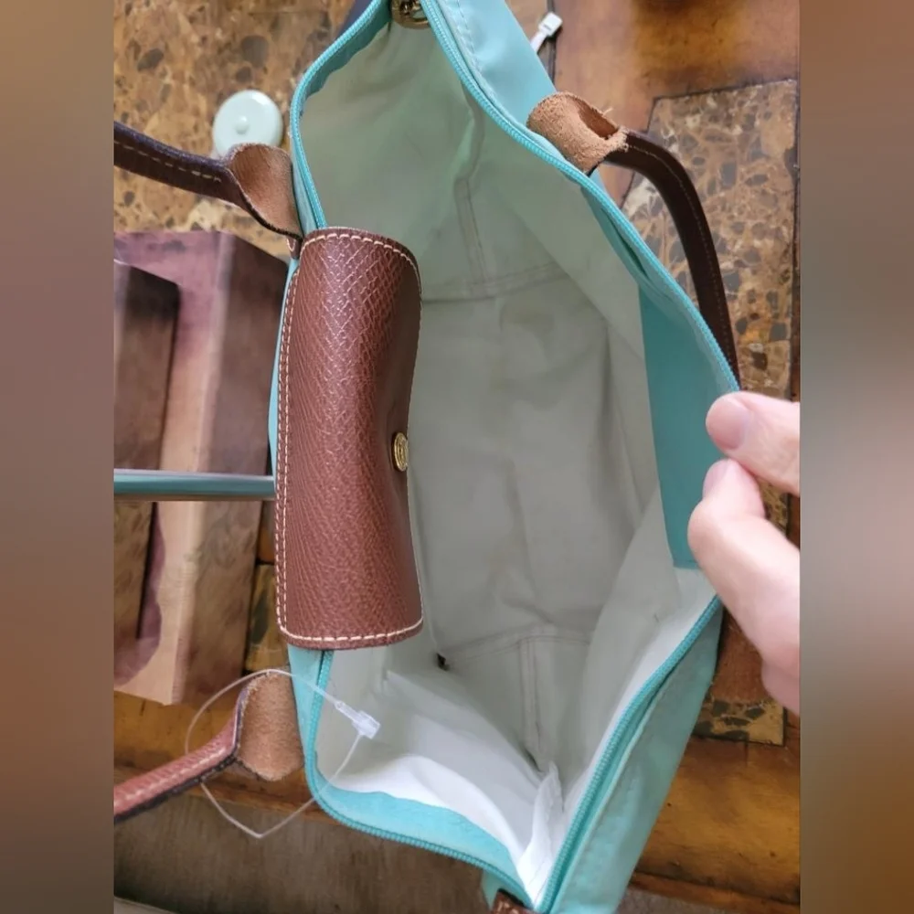 Longchamp Green Foldable Nylon Tote - Picture 7 of 12